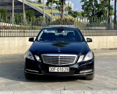 Mercedes-Benz E200 2011 - Chỉ hơn 500 nhận xe đi ngay - Tặng 1 năm chăm sóc xe miễn phí giá 529 triệu tại Hà Nội