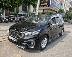 Kia Sedona 2022 - Xe màu đen giá 1 tỷ 150 tr tại Hà Nội