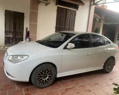 Hyundai Elantra 2011 - Xe màu trắng giá 215 triệu tại Hà Nội