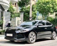 Hyundai Elantra 2018 - Xe màu đen giá 568 triệu tại Hà Nội
