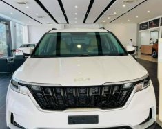 Kia Carnival 2022 - KIA CARNIVAL 2.2D LUXURY trắng có sẵn giao ngay ( xe hiếm ) giá 1 tỷ 239 tr tại Vĩnh Long