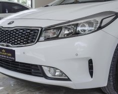 Kia Cerato 2018 - Màu trắng giá cạnh tranh giá 555 triệu tại Quảng Ninh