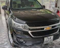 Chevrolet Trailblazer 2018 - Cần bán lại xe Chevrolet Trailblazer, xe màu đen sản xuất năm 2018 giá 560 triệu tại Ninh Thuận