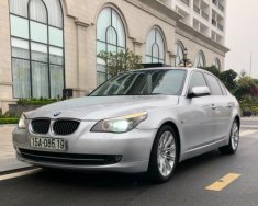 BMW 530i 2007 - Bán BMW 530i sản xuất năm 2007, màu bạc, nhập khẩu nguyên chiếc chính chủ giá 435 triệu tại Hải Phòng