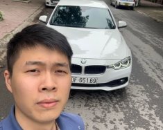 BMW 320i 2019 - Màu trắng, nhập khẩu nguyên chiếc giá 1 tỷ 199 tr tại Khánh Hòa