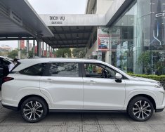 Toyota Veloz 2022 - Xe màu trắng, giao ngay giá 648 triệu tại Nghệ An