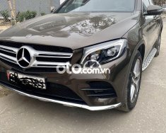 Mercedes-Benz GLC 300 2018 - Cần bán xe Mercedes GLC 300 4MATIC năm sản xuất 2018, màu nâu giá 1 tỷ 700 tr tại Nghệ An