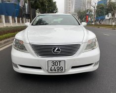 Lexus LS 460   L 2008 - Cần bán gấp Lexus LS 460 L sản xuất năm 2008, màu trắng, xe nhập giá 1 tỷ 50 tr tại Hà Nội