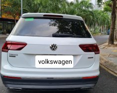 Volkswagen Tiguan Allspace 2020 - Siêu lướt giá 1 tỷ 649 tr tại Bình Dương