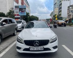 Mercedes-Benz C180 2020 - Màu trắng, nhập khẩu giá 1 tỷ 299 tr tại Nghệ An