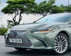 Lexus ES 300 2021 - Xe nhập giá 2 tỷ 999 tr tại Hà Nội