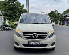 Mercedes-Benz V 220 2017 - Xe màu trắng, giá 1 tỷ 489tr giá 1 tỷ 489 tr tại Tp.HCM