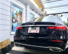 Mercedes-Benz E180 2021 - Xe màu đen giá 1 tỷ 890 tr tại Cần Thơ