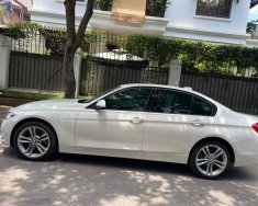 BMW 330i 2016 - Màu trắng, xe nhập giá 1 tỷ tại Hà Nội