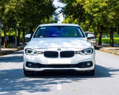 BMW 320i 2016 - Trắng nội thất kem cực hot giá 939 triệu tại Nam Định