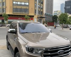 Ford Everest 2020 - Sơ cua chưa hạ giá 1 tỷ 45 tr tại Hòa Bình