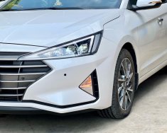 Hyundai Elantra 2021 - Đăng ký 12/2021 lướt 6.900km, zin 100% giá 668 triệu tại Tp.HCM