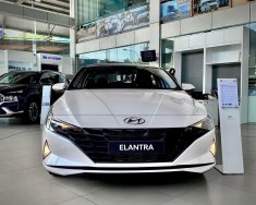 Hyundai Elantra 2022 - Sẵn xe giao ngay + cơ hội vàng: Tặng BHTV 1 năm + tặng 8 triệu tiền mặt - Liên hệ ngay hôm nay giá 599 triệu tại Quảng Bình