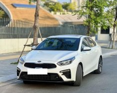 Kia Cerato 2020 - Màu trắng giá 600 triệu tại Thái Bình