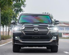 Toyota Land Cruiser 2018 - Xe màu đen, xe nhập giá 5 tỷ 950 tr tại Hà Nội