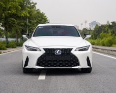 Lexus IS 300 2021 - Cần bán lại xe màu trắng giá 2 tỷ 690 tr tại Hà Nội