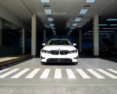 BMW 320i 2022 - Sẵn xe giao ngay - Ưu đãi lớn nhất năm giảm giá tiền mặt, tặng phụ kiện - Giá tốt nhất khu vực giá 1 tỷ 399 tr tại Bình Thuận  