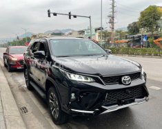 Toyota Fortuner 2021 - Màu đen, số tự động giá 1 tỷ 190 tr tại Quảng Ninh