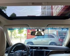 Toyota Camry 2019 - Màu đen, nhập khẩu nguyên chiếc giá 1 tỷ 120 tr tại Hải Dương