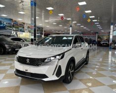 Peugeot 3008 2021 - Màu trắng giá 1 tỷ 90 tr tại Quảng Ninh