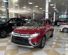 Mitsubishi Outlander 2017 - Màu đỏ, xe nhập giá 750 triệu tại Quảng Ninh