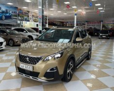 Peugeot 3008 2018 - Màu vàng giá 840 triệu tại Quảng Ninh