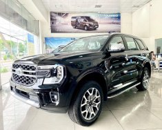 Ford Everest 2023 - Tặng phụ kiện - Bảo hiểm thân vỏ giá 1 tỷ 99 tr tại Hòa Bình