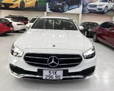 Mercedes-Benz E180 2022 - Model 2022, màu trắng, nội thất đen, odo 60km giá 1 tỷ 839 tr tại Tp.HCM