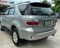 Toyota Fortuner 2009 - Màu bạc số sàn giá 485 triệu tại Bình Dương