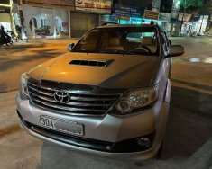 Toyota Fortuner 2013 - Màu bạc số sàn giá 585 triệu tại Sơn La