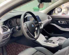 BMW 320i 2020 - Mới chạy 7000 km giá 1 tỷ 750 tr tại Tp.HCM