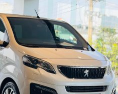 Peugeot Traveller 2022 - Trắng, hỗ trợ Bank lên tới 80% giá trị xe, chương trình ưu đãi lên tới 90tr Đồng giá 1 tỷ 559 tr tại Tp.HCM