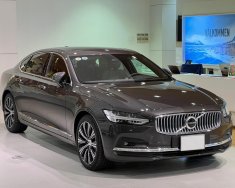 Volvo S90 2023 - Ưu đãi lãi suất vay mua xe 0%, tặng bảo hiểm vật chất 2 chiều, giảm giá tiền mặt sâu nhất tháng 3 giá 2 tỷ 220 tr tại Tp.HCM