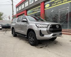 Toyota Hilux 2020 - Số tự động 1 cầu cực kỳ đẹp giá 645 triệu tại Vĩnh Phúc