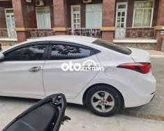 Hyundai Elantra Xe gia đình   2014 nhập Hàn, trắng 2014 - Xe gia đình Hyundai Elantra 2014 nhập Hàn, trắng giá 300 triệu tại BR-Vũng Tàu