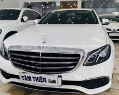 Mercedes-Benz E200 2016 - Màu trắng số tự động giá 1 tỷ 380 tr tại Khánh Hòa