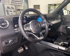Mercedes-Benz GLB 200 2022 - Sẵn xe giao ngay, hỗ trợ trả góp, thủ tục linh hoạt, chính sách hỗ trợ khủng giá 2 tỷ 69 tr tại Hà Nội