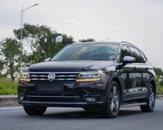 Volkswagen Tiguan 2018 - Màu đen, nhập khẩu giá 1 tỷ 175 tr tại Hà Nội