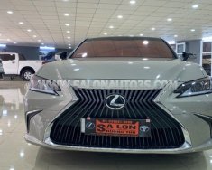 Lexus ES 250 2018 - Model 2019, odo 4,3 vạn giá 1 tỷ 850 tr tại Quảng Ninh