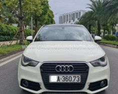Audi A1 2012 - Màu trắng, nội thất đen giá 580 triệu tại Hà Nội