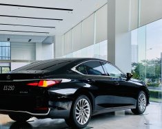 Lexus ES 250 2023 - Nhập khẩu chính hãng từ Nhật Bản giá 2 tỷ 620 tr tại Hải Phòng