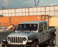 Jeep Gladiator  2023 - Gọi ngay để nhận ưu đãi mới nhất tháng 8/2023 + Hỗ trợ thuế trước bạ + Nhân ngay gói phụ kiện cao cấp chính hãng giá 4 tỷ 248 tr tại Hà Nội