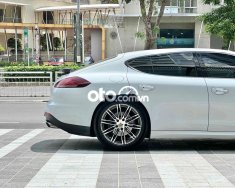 Porsche Panamera  bản full options trắng/đỏ đkld15 sx14 2014 - Panamera bản full options trắng/đỏ đkld15 sx14 giá 1 tỷ 839 tr tại Tp.HCM