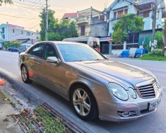 Mercedes-Benz E200K 2008 - Chính chủ cần bán xe Mec E200k 2008 đky 2009 giá 255 triệu tại Thái Nguyên