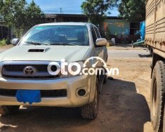 Toyota Hilux Cần bán xe  nhiw hình 2011 - Cần bán xe hilux nhiw hình giá 290 triệu tại Gia Lai